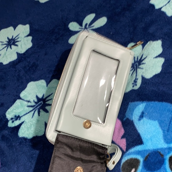 Wallets - Picture 5 of 7